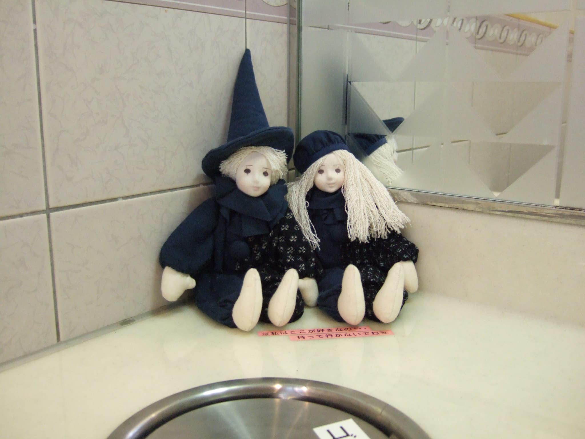 12月 女子トイレディスプレイ